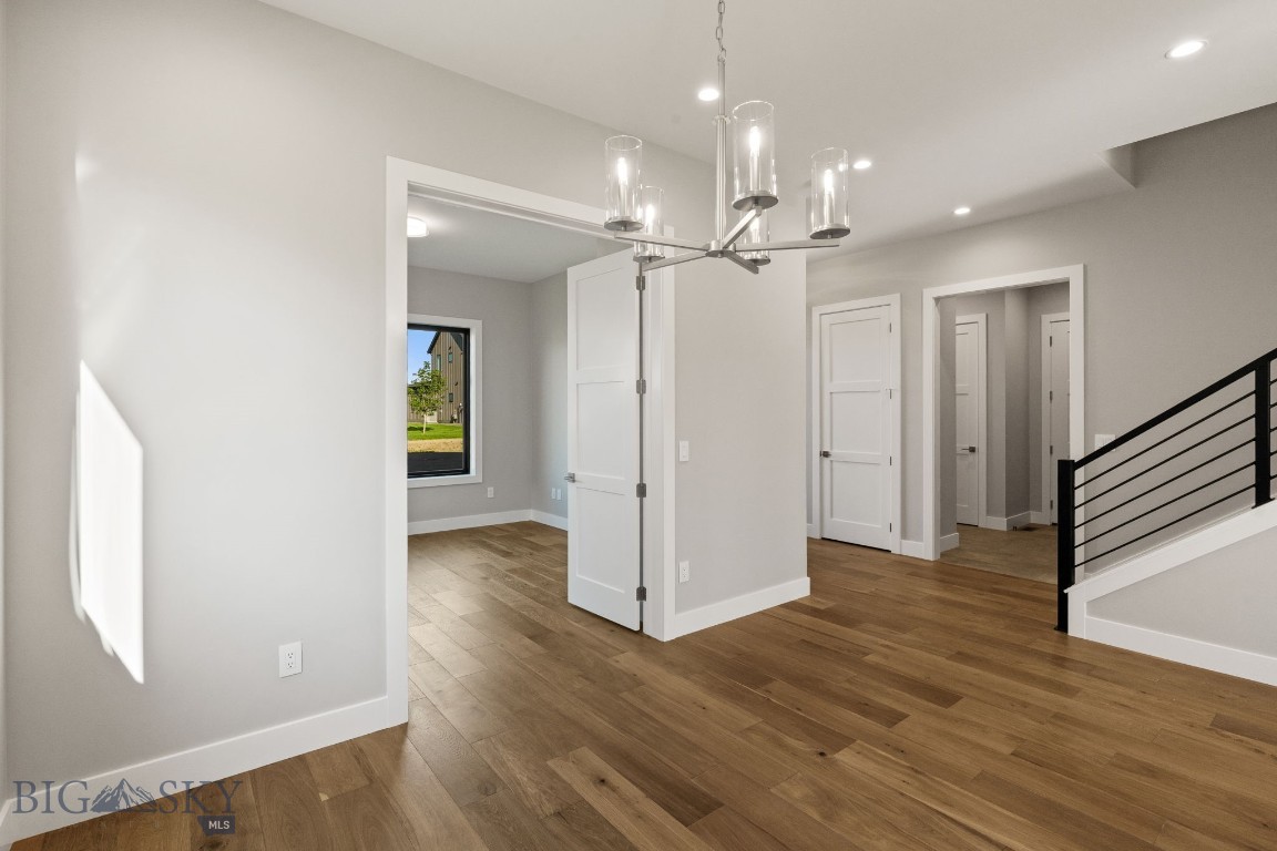 141 Creekbank Loop Property Photo 4