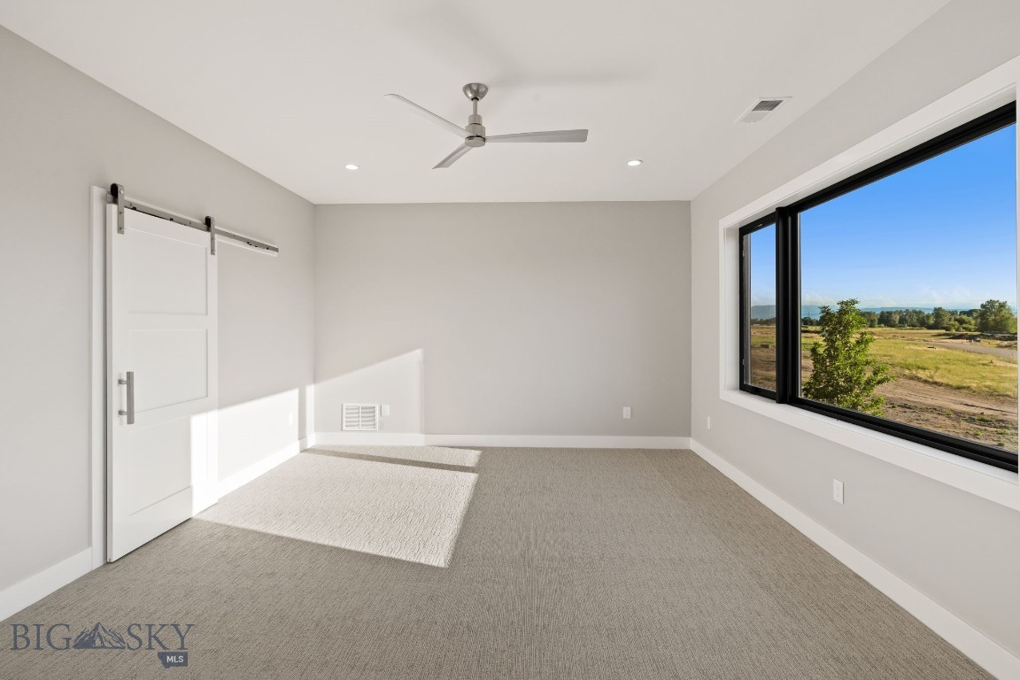 141 Creekbank Loop Property Photo 32