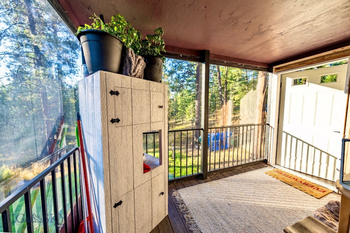 41134 Silversmith Lane Property Photo 18