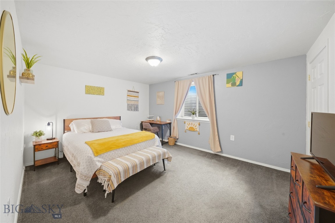 908 Paisley Drive Property Photo 24