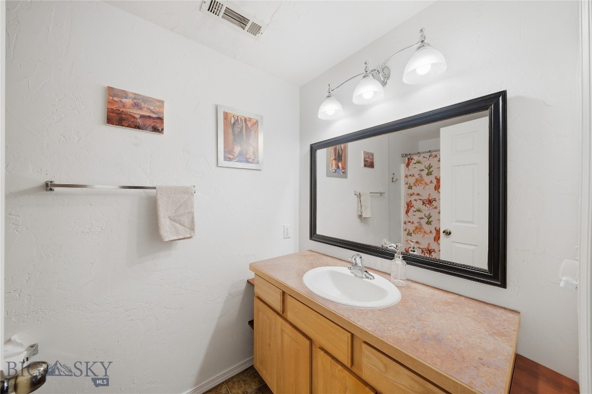 908 Paisley Drive Property Photo 26