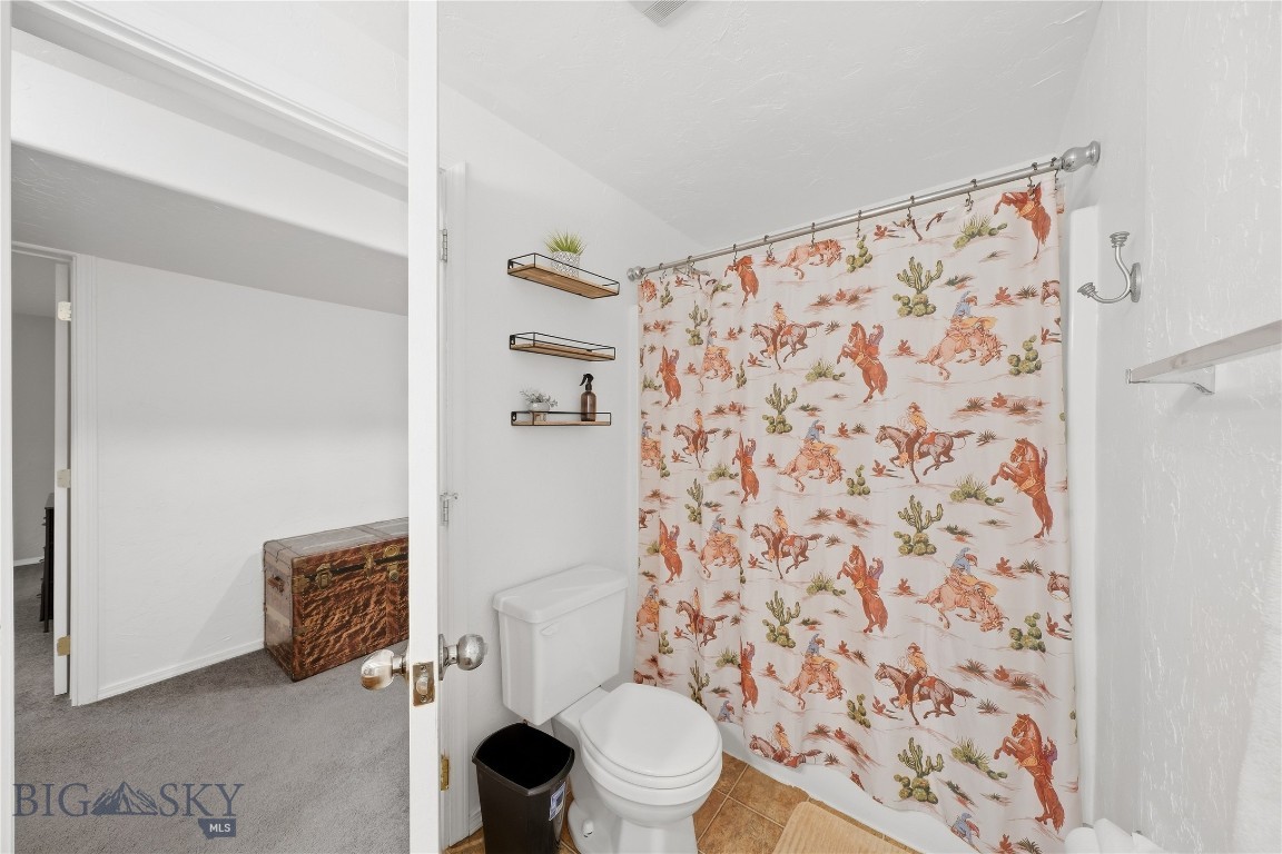 908 Paisley Drive Property Photo 27