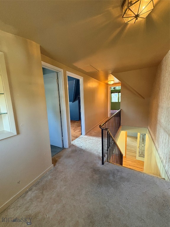 206 2nd E Property Photo 19