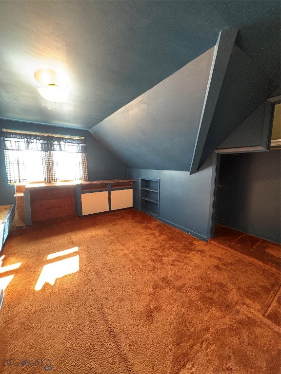 206 2nd E Property Photo 21