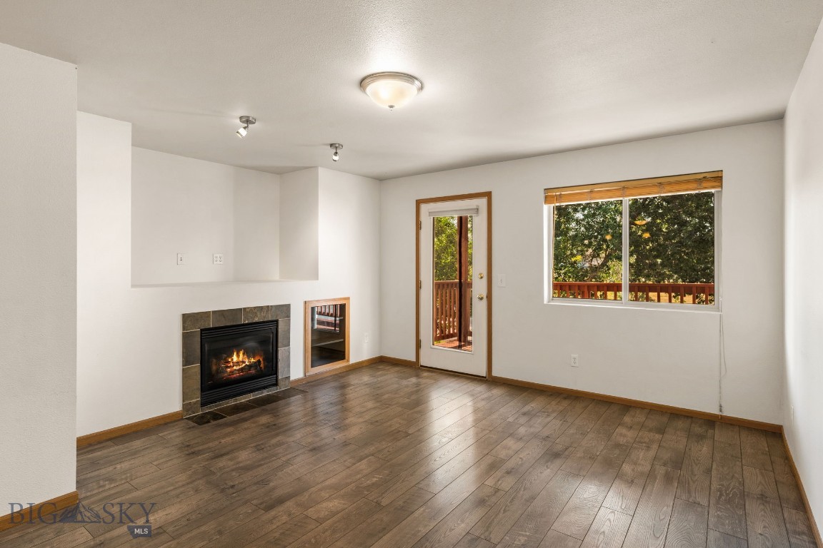 3409 Fallon Street 2b Property Photo 5
