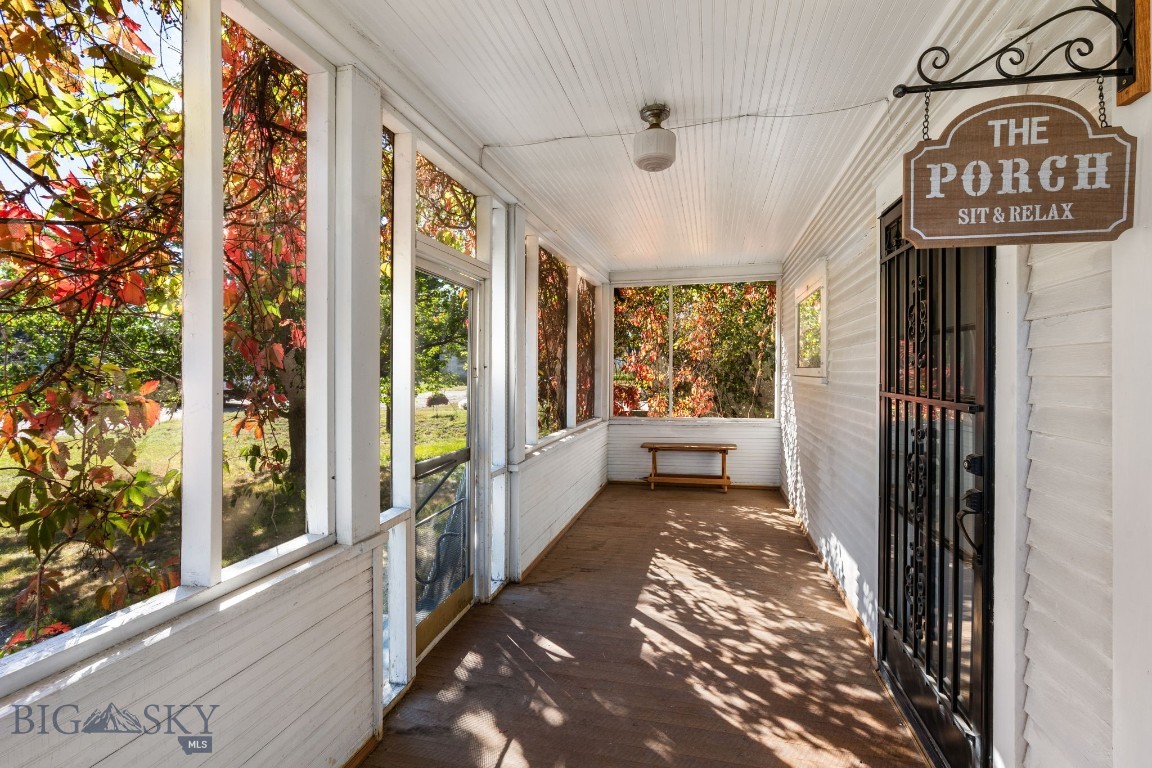 155 1st Street Property Photo 5