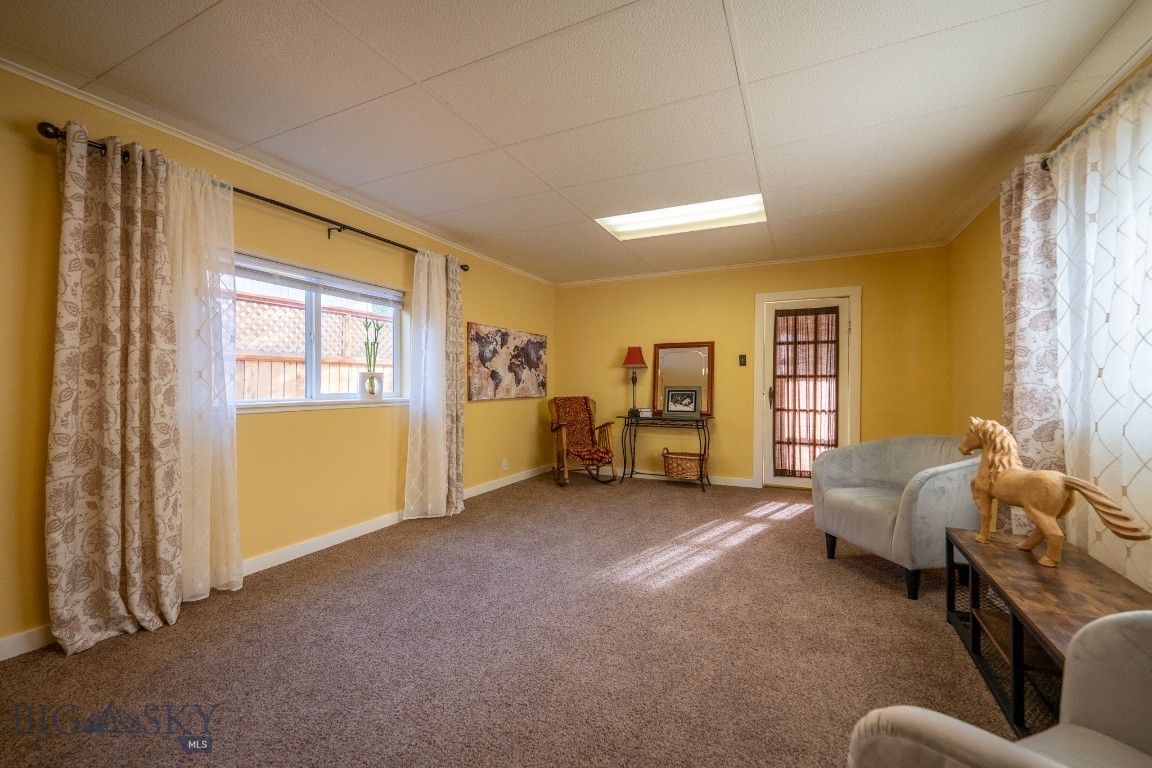 325 S D Street Property Photo 7