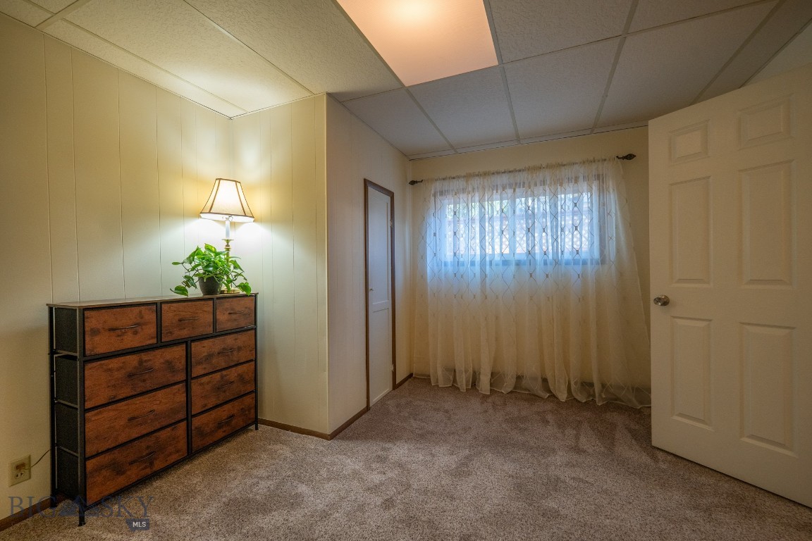 325 S D Street Property Photo 17