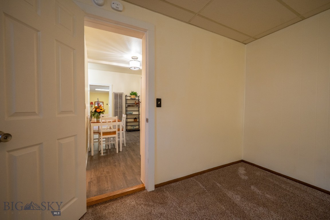 325 S D Street Property Photo 18