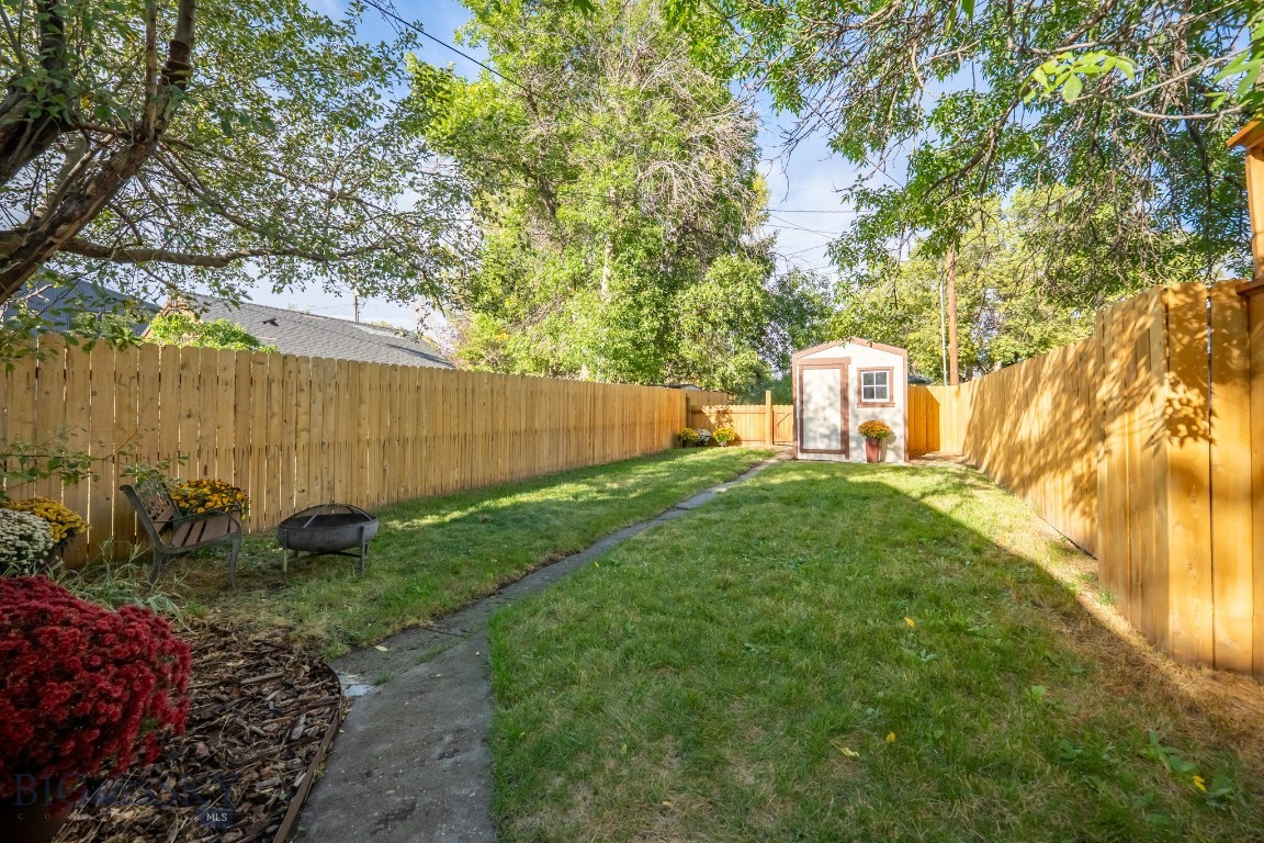 325 S D Street Property Photo 30