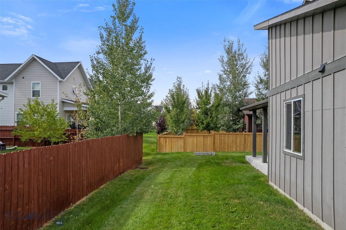 2020 Jacobs Street Property Photo 3