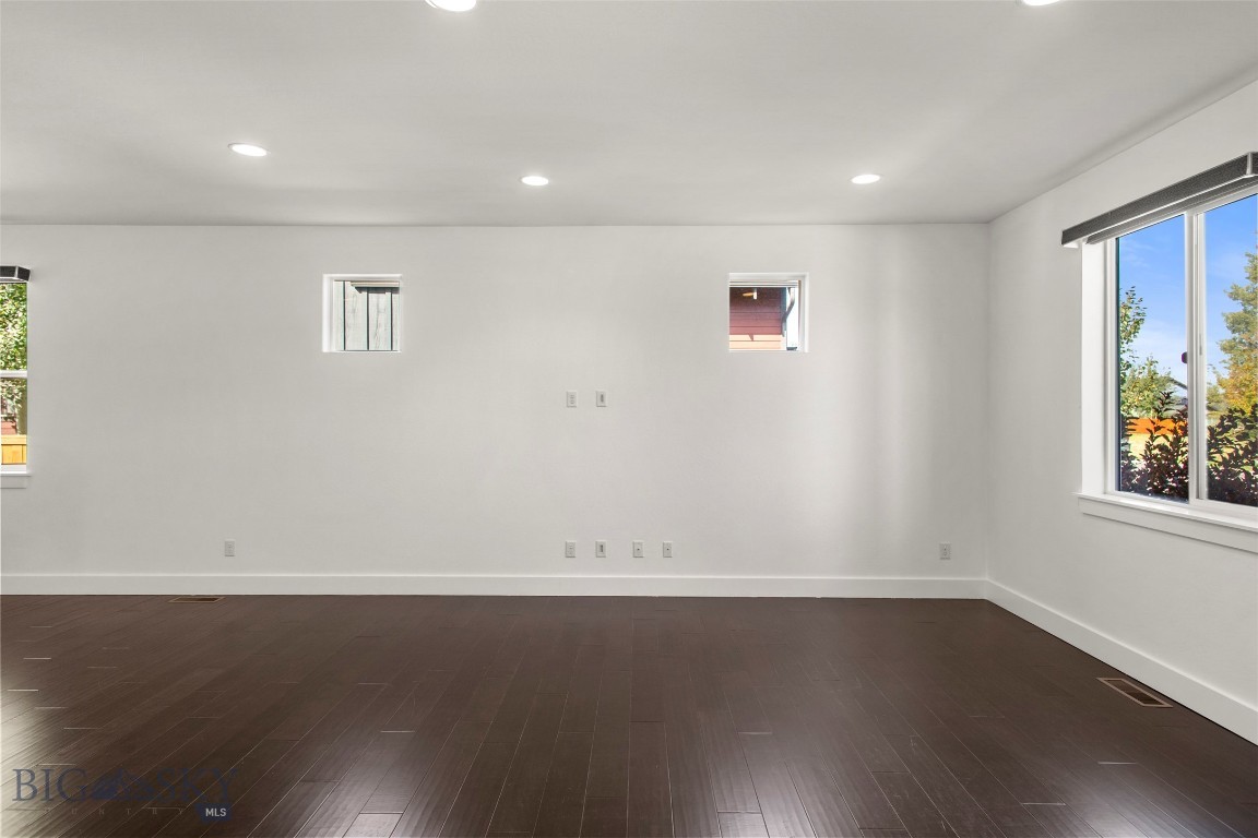 2020 Jacobs Street Property Photo 12