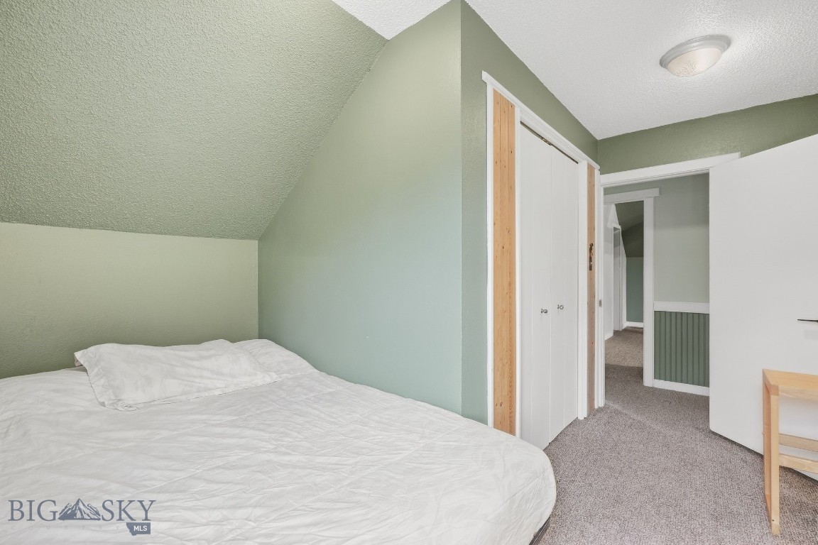 105 N Davis Street Property Photo 29