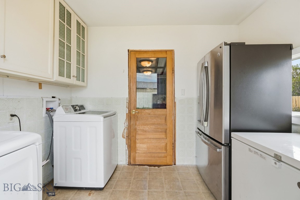 105 N Davis Street Property Photo 32