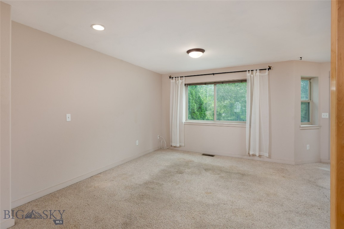 760 Rogers Way C Property Photo 6