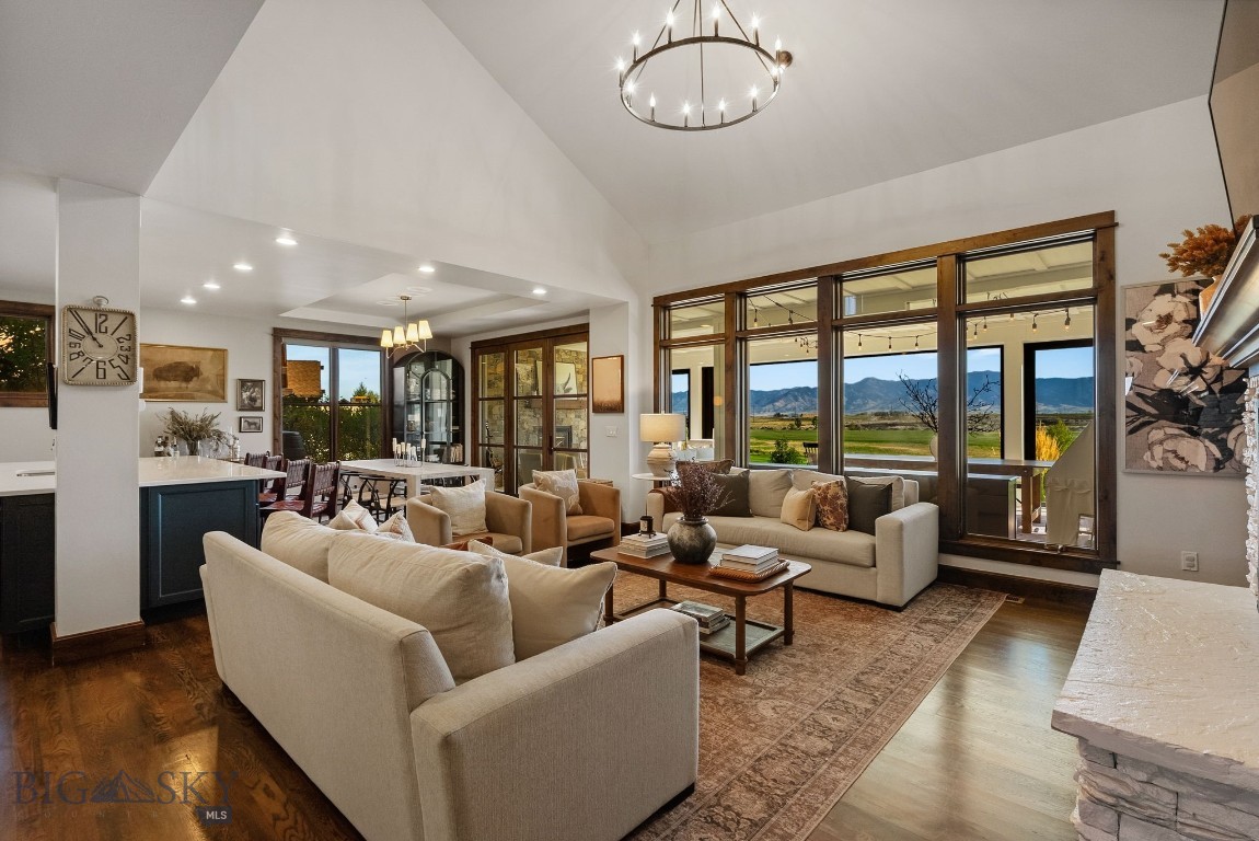 122 Highnoon Way Property Photo 6