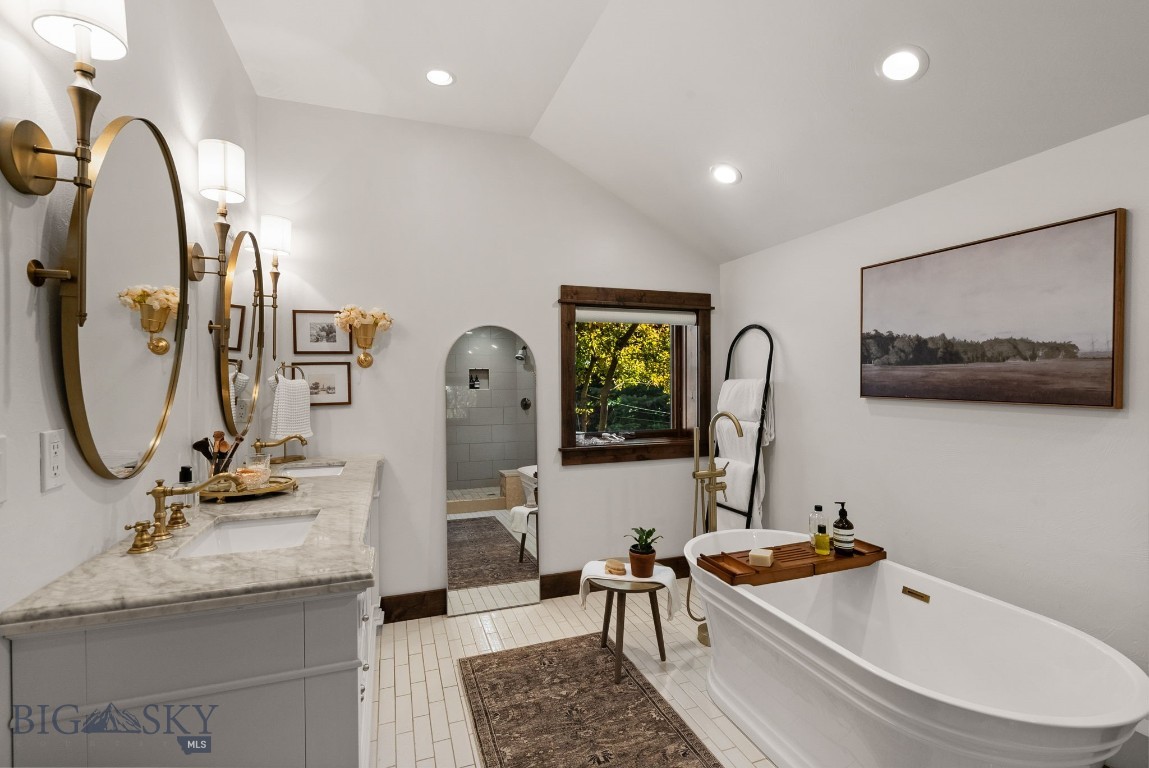 122 Highnoon Way Property Photo 41