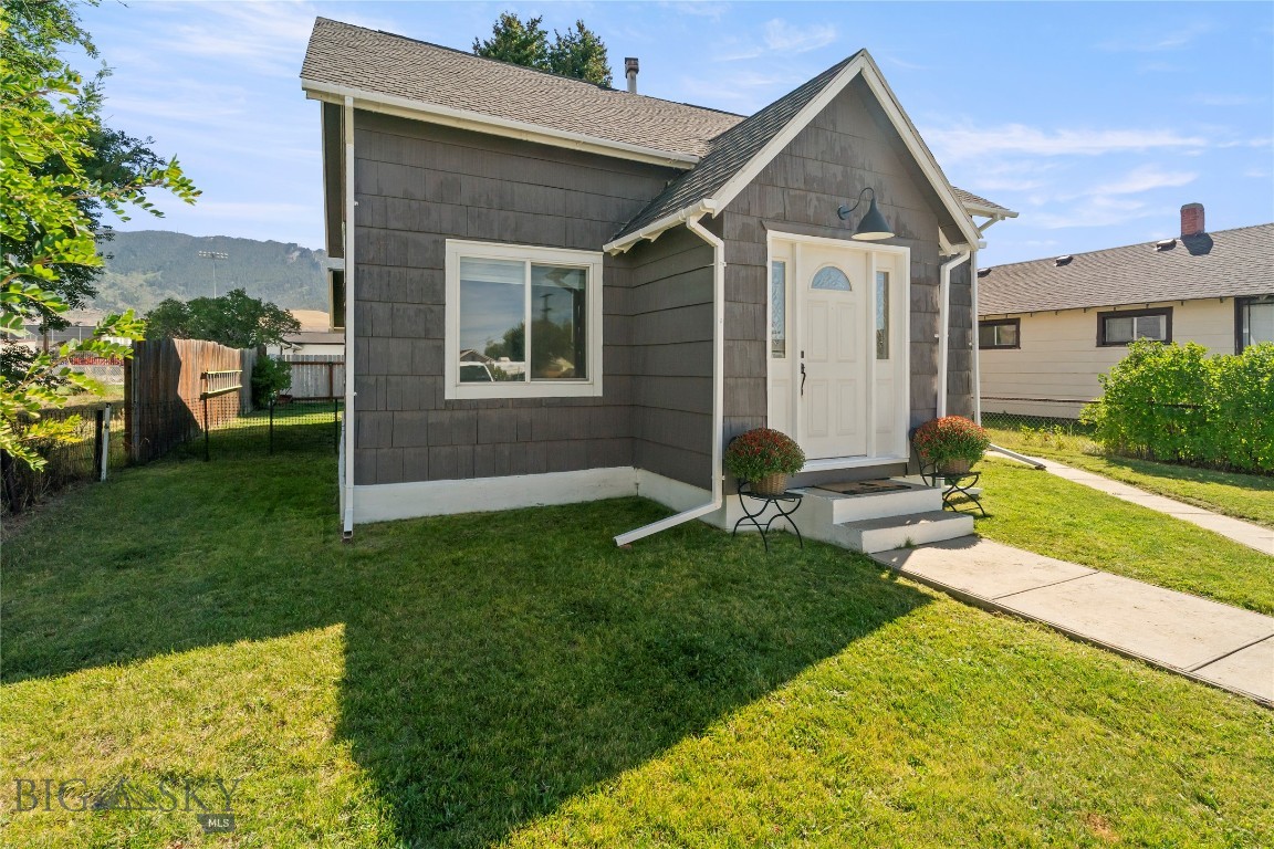 1720 Thomas Avenue Property Photo 25
