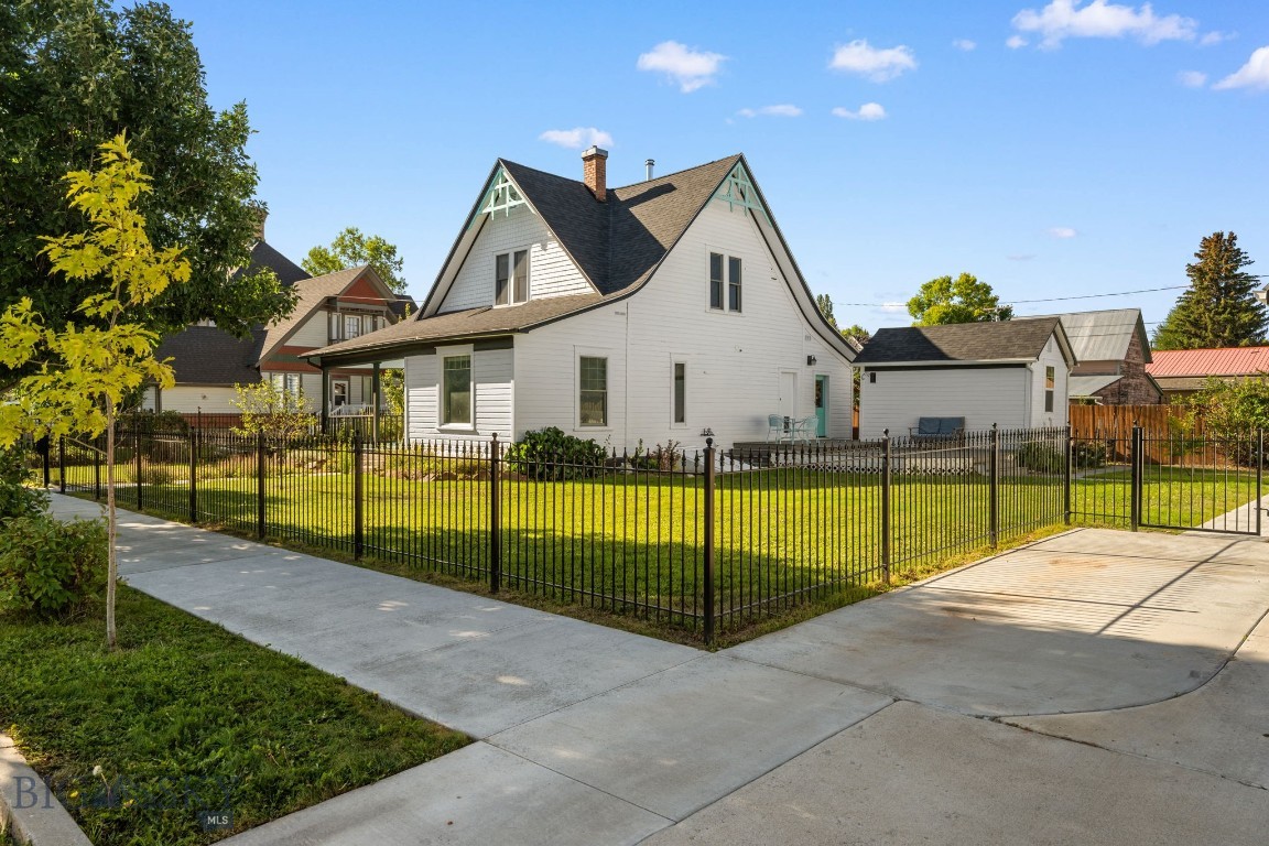 18 E Reeder Street Property Photo 2