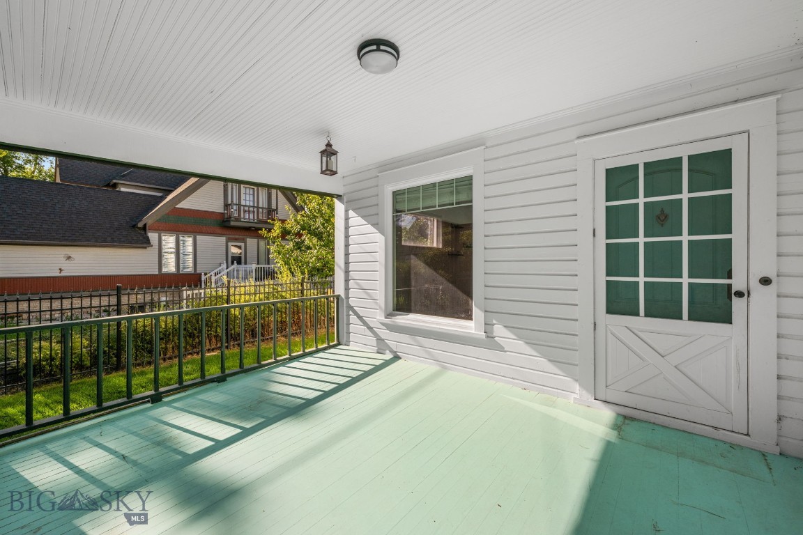 18 E Reeder Street Property Photo 4