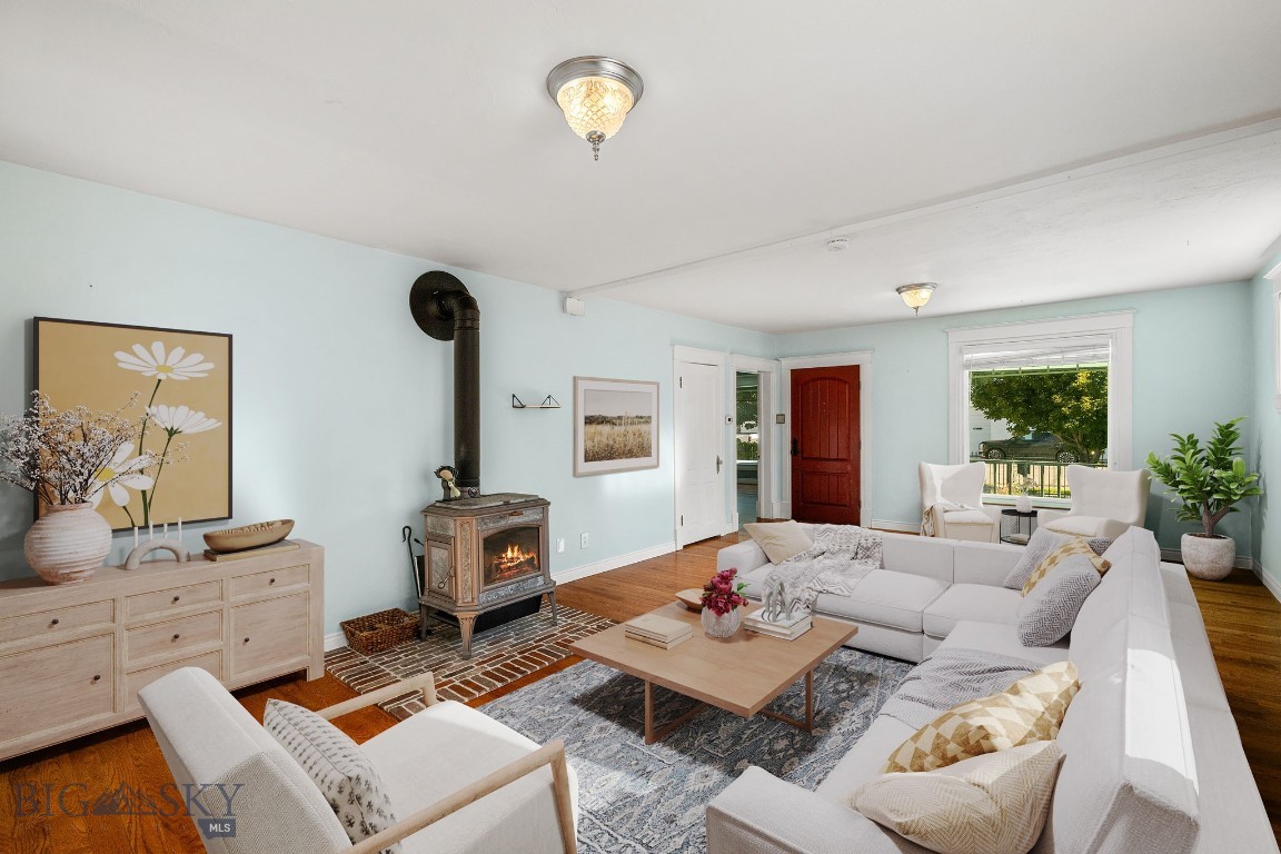 18 E Reeder Street Property Photo 8