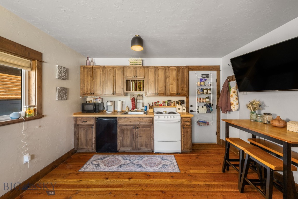 18 E Reeder Street Property Photo 55