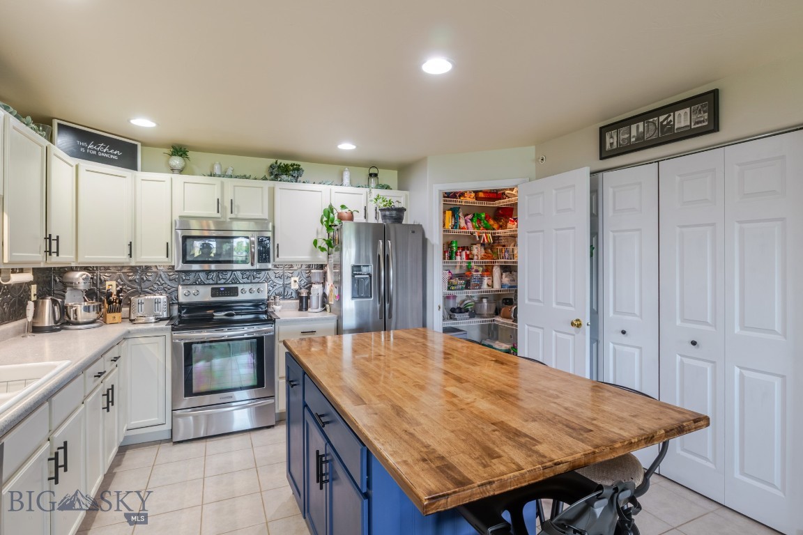 91 N Shore Drive 5 Property Photo 5