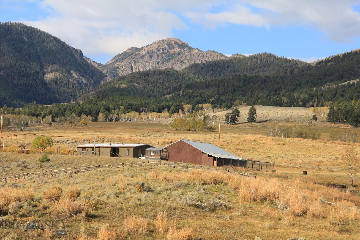 593 Cinnabar Creek W Property Photo 1