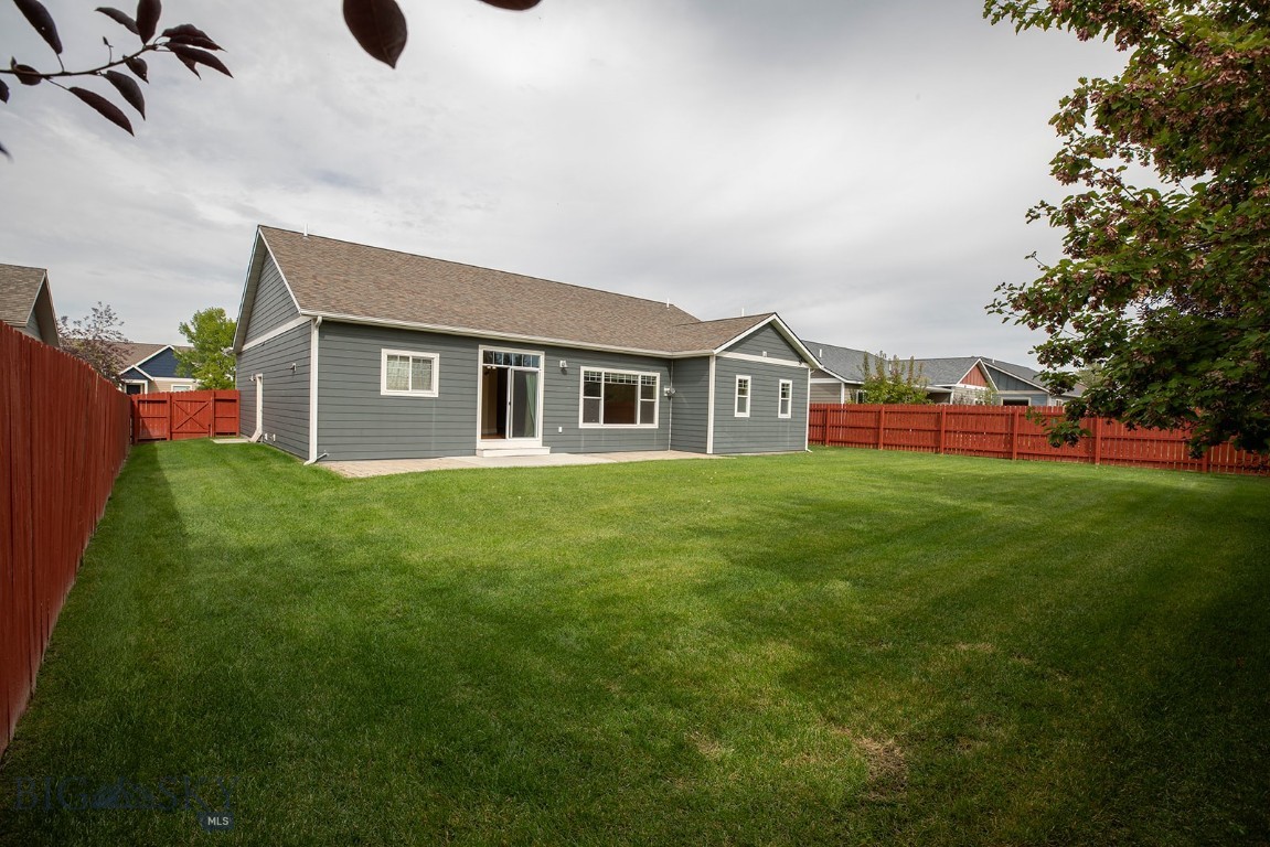 90 Ridgeline Lane Property Photo 9
