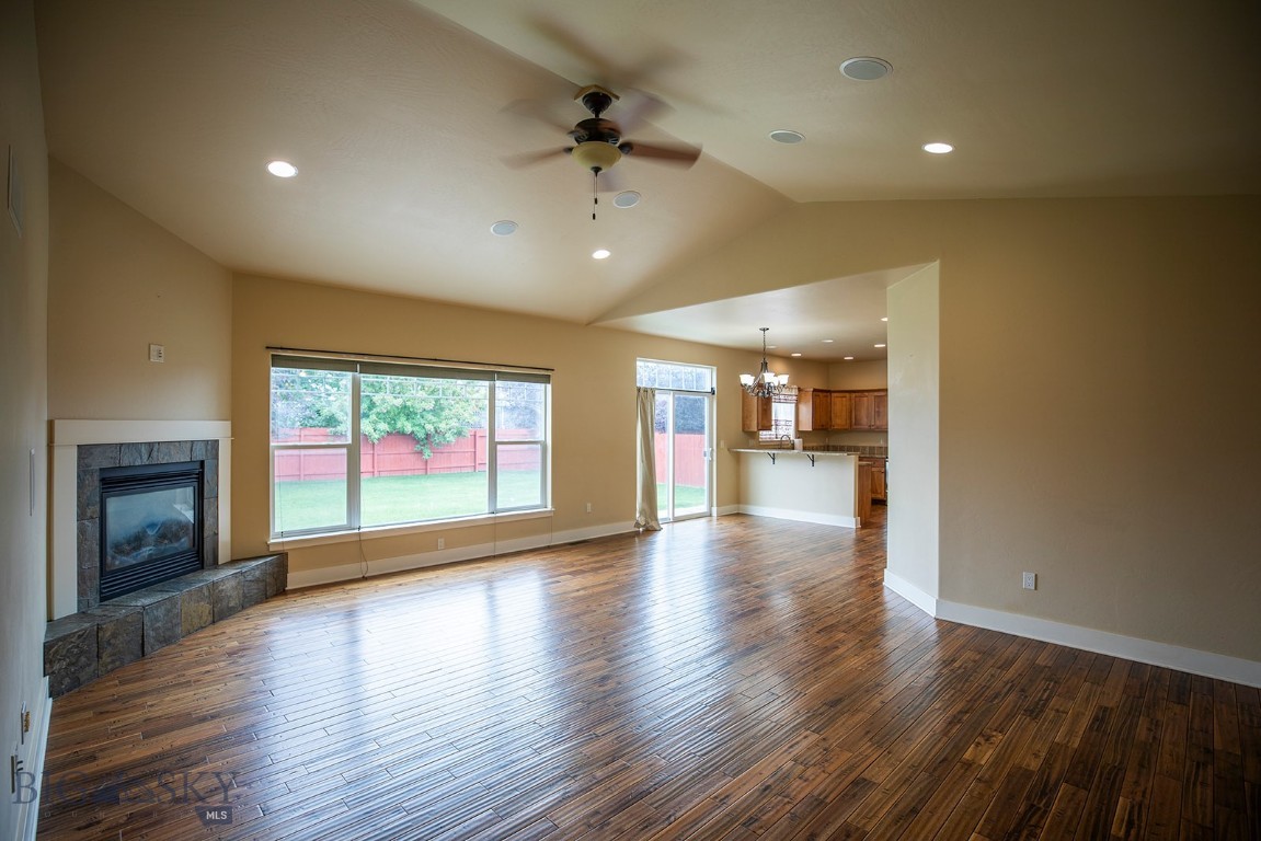 90 Ridgeline Lane Property Photo 12