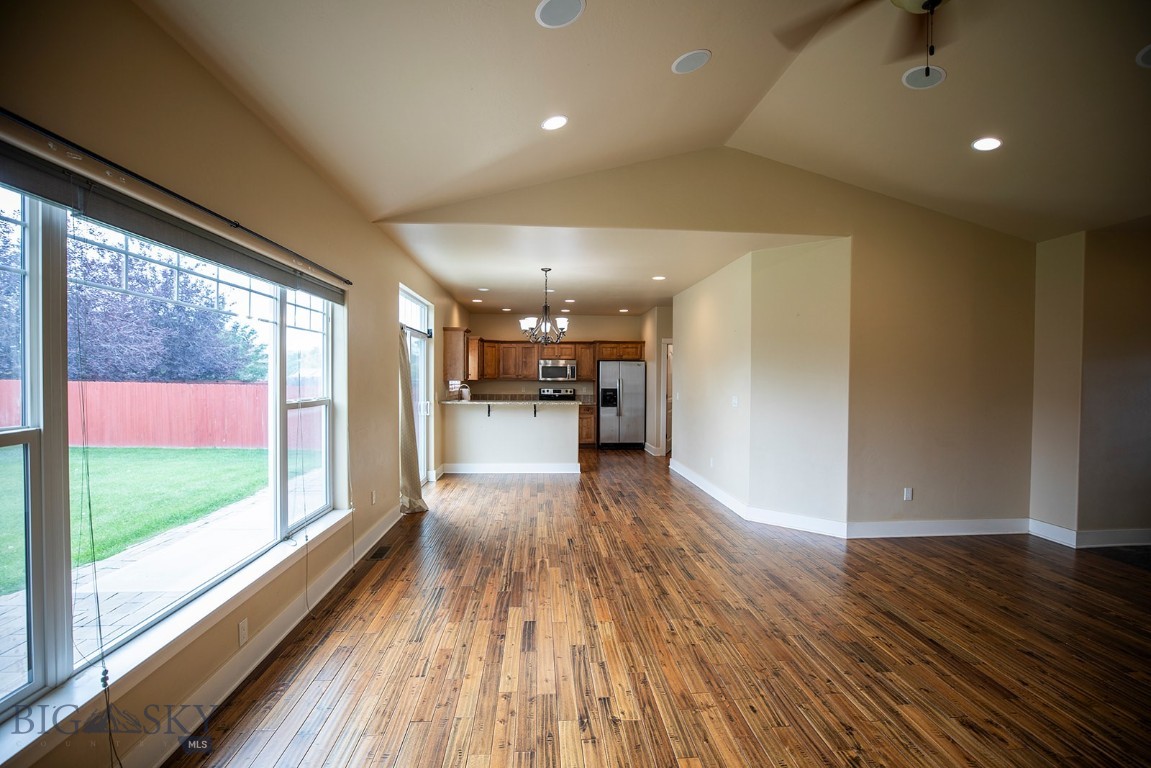 90 Ridgeline Lane Property Photo 16