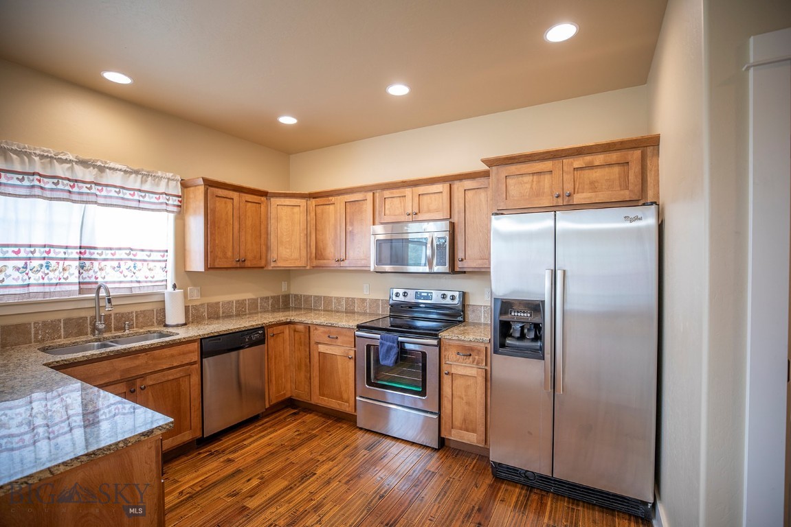 90 Ridgeline Lane Property Photo 22