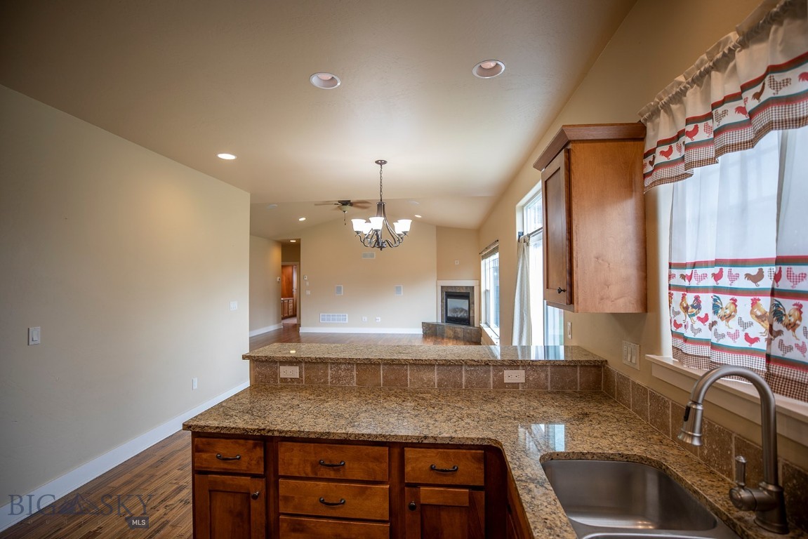90 Ridgeline Lane Property Photo 25
