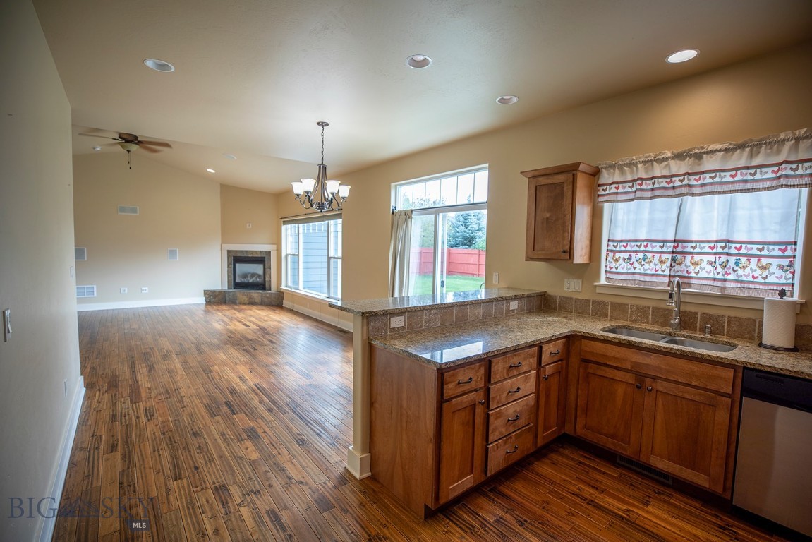 90 Ridgeline Lane Property Photo 26