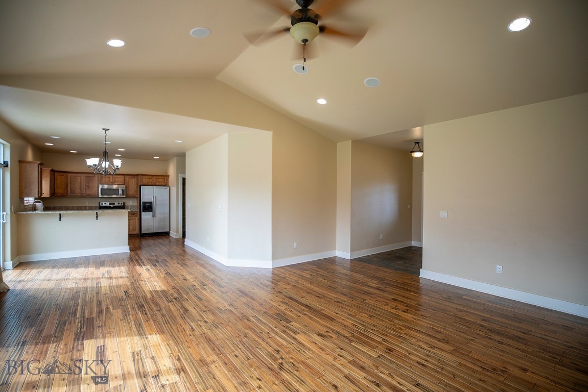 90 Ridgeline Lane Property Photo 31
