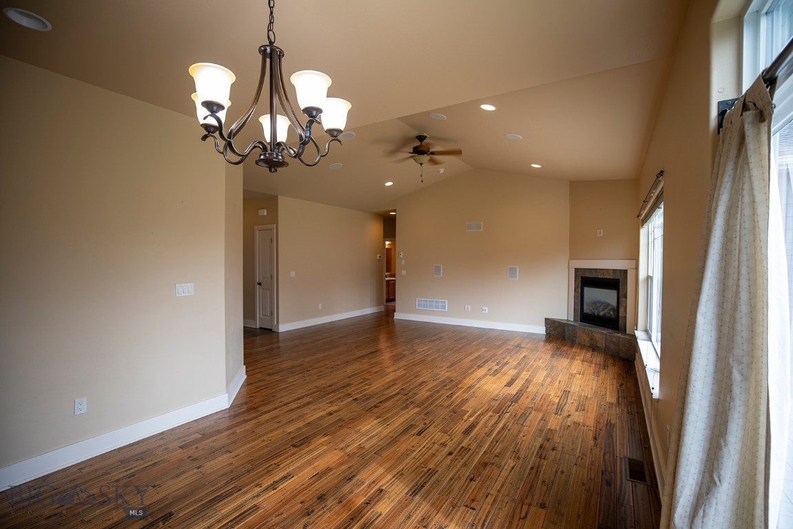 90 Ridgeline Lane Property Photo 32