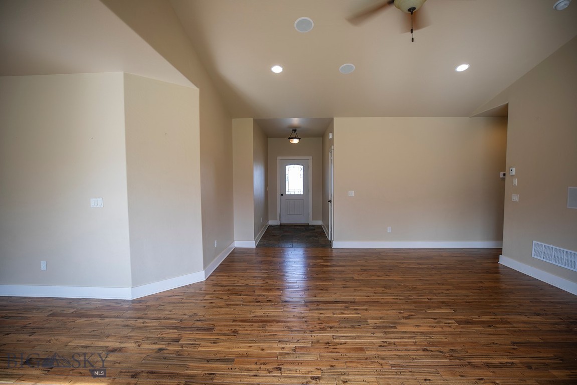 90 Ridgeline Lane Property Photo 33
