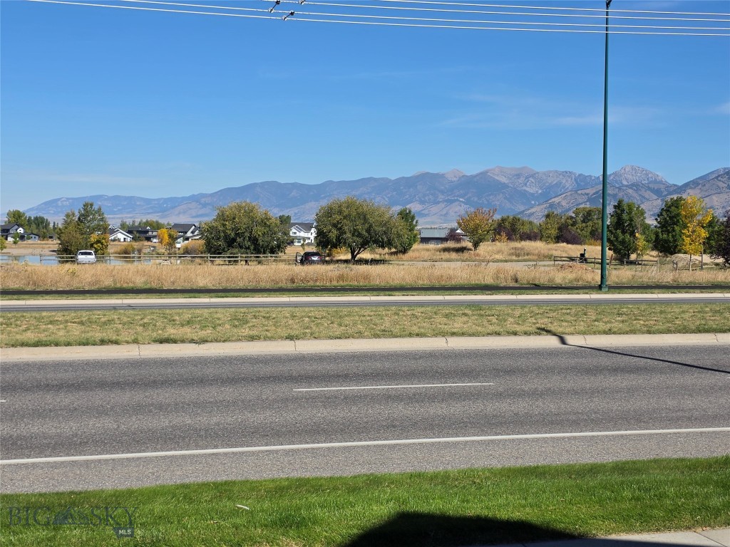 3725 Laduke Street Property Photo 7