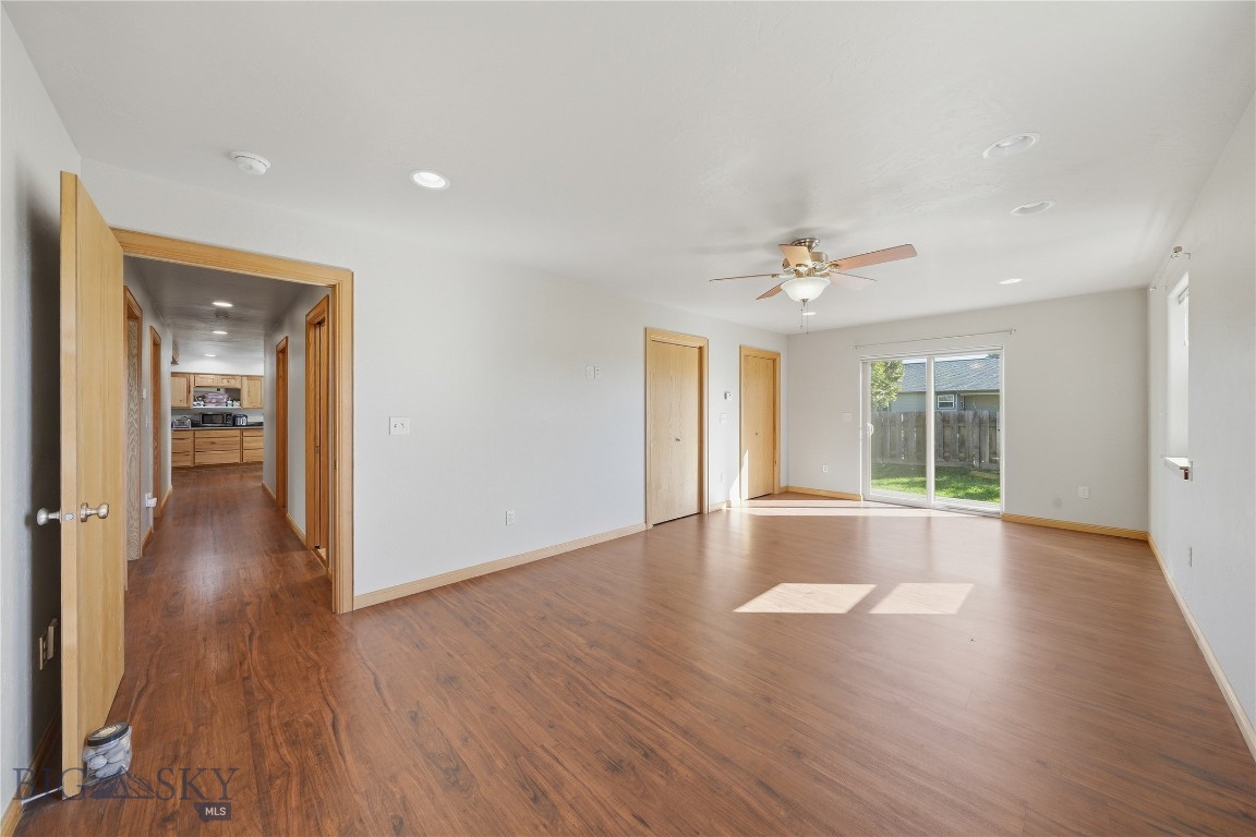 3108 Oliver Street Property Photo 6