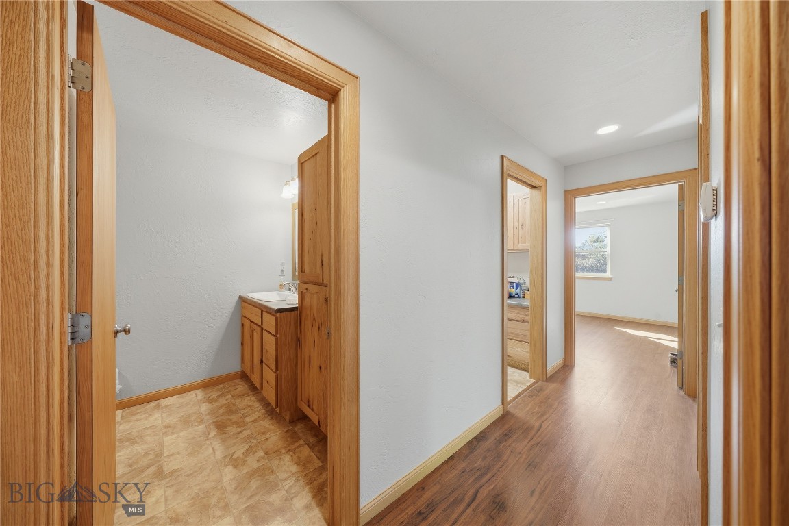3108 Oliver Street Property Photo 11
