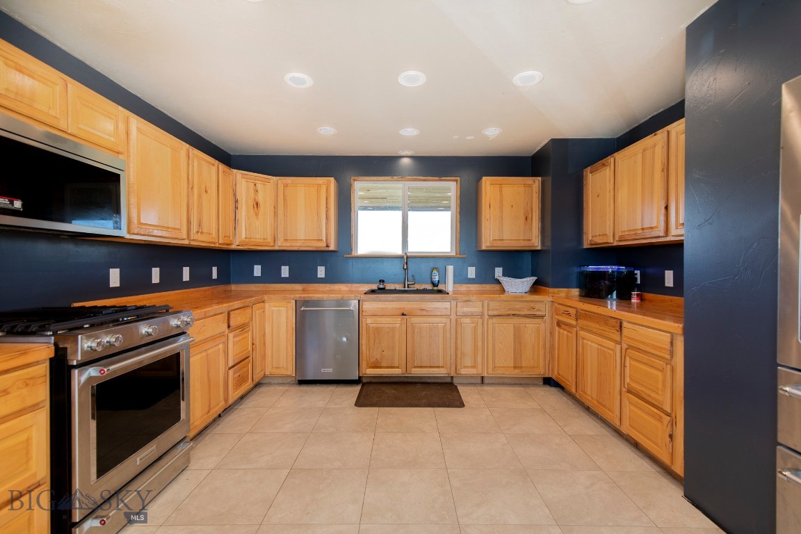 12192 Old Coach Road Property Photo 31