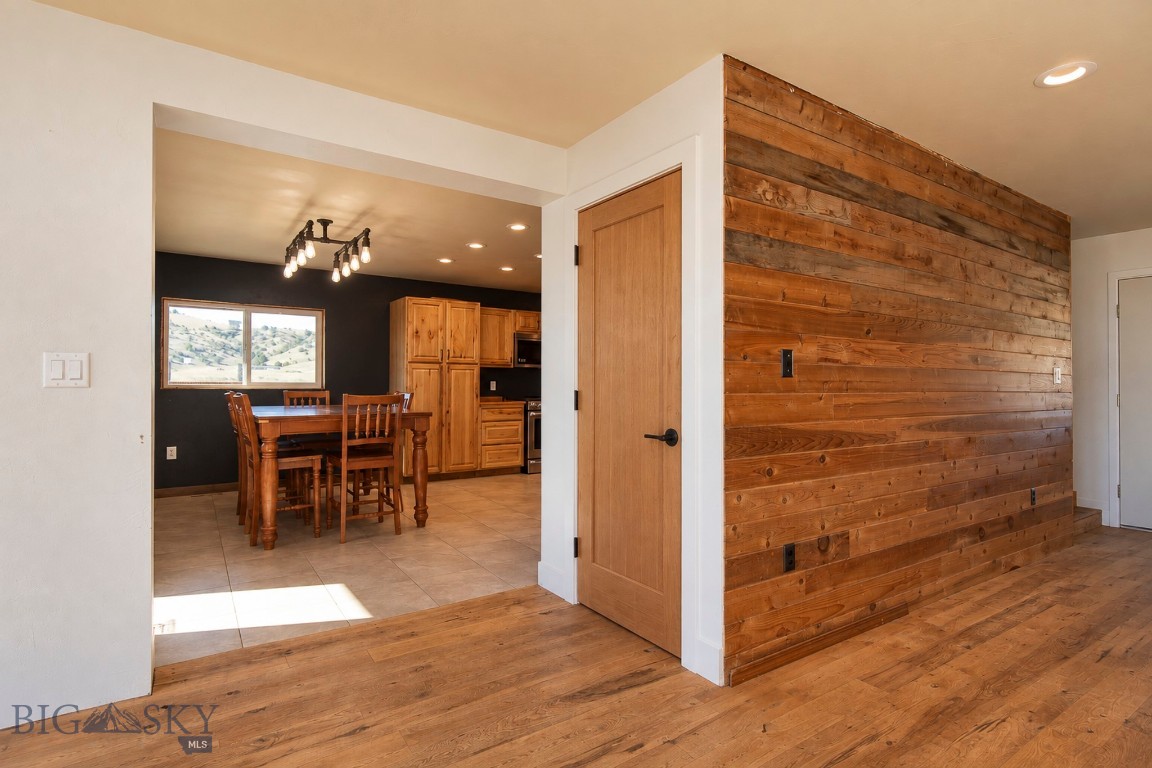 12192 Old Coach Road Property Photo 32