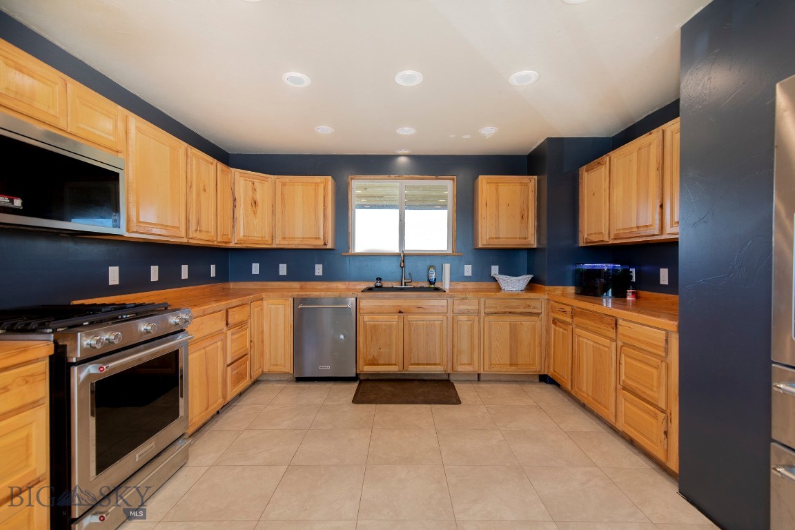 12192 Old Coach Road Property Photo 52