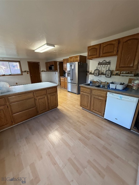 933 Zarelda Property Photo 5