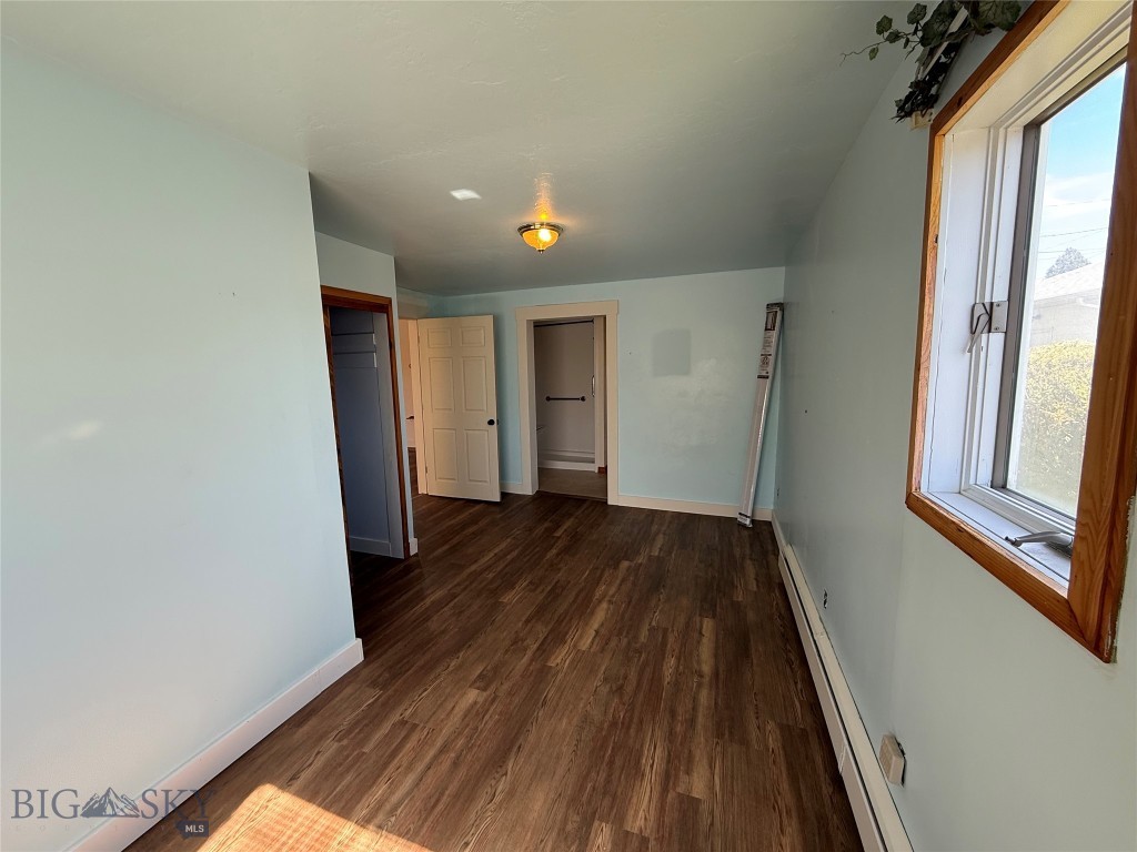 933 Zarelda Property Photo 9