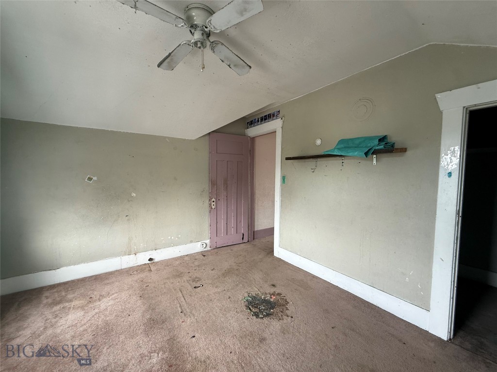 415 Ash Street Property Photo 21