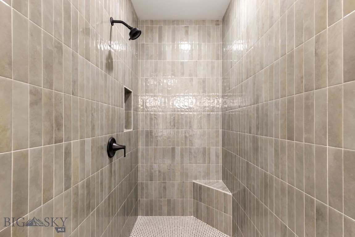 205 Delano Drive Property Photo 29