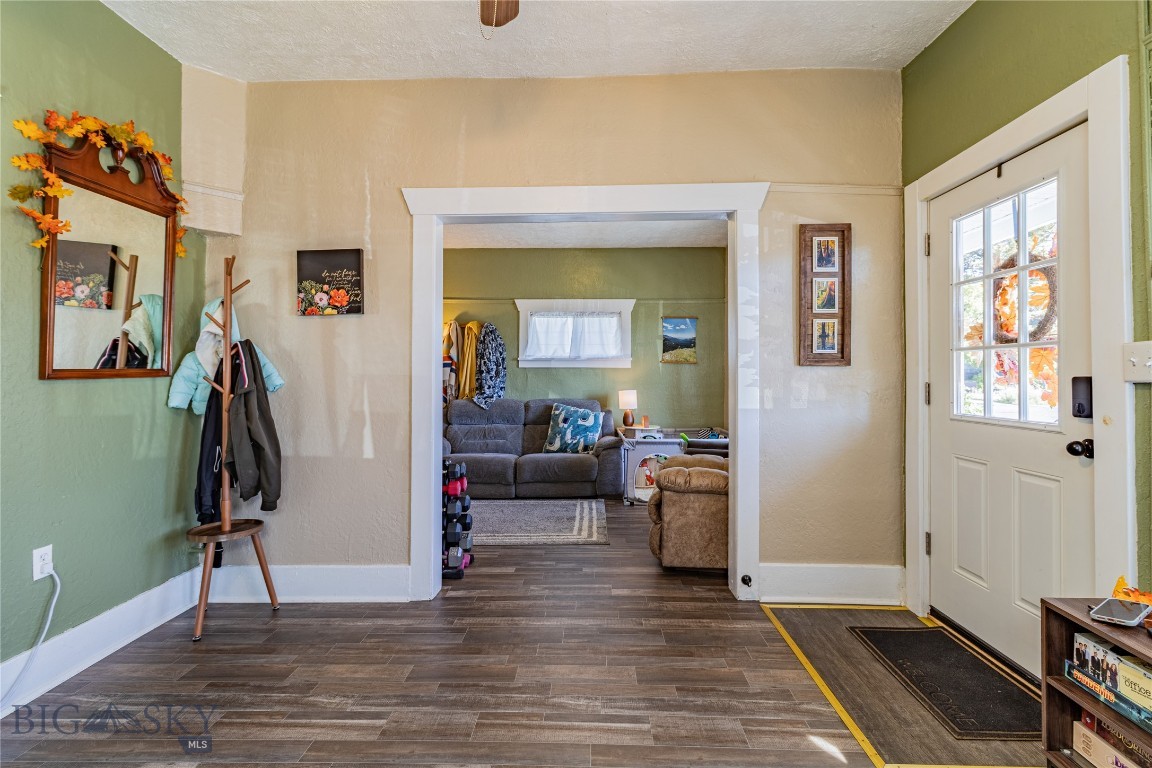 837 Placer Street Property Photo 7