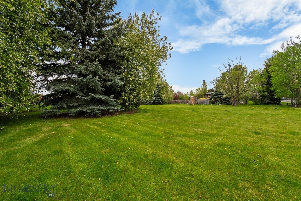313 Cirque Drive Property Photo 36