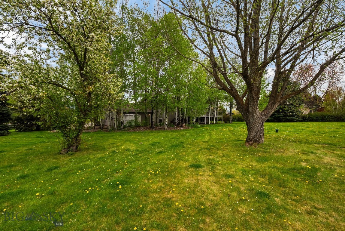 313 Cirque Drive Property Photo 37